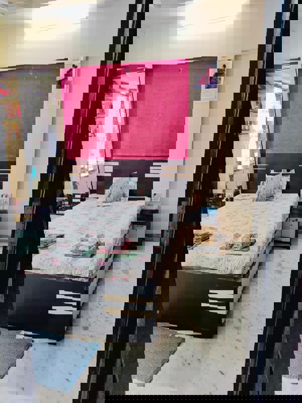 2 BHK + Extra Room Apartment For Rent in Prabhadevi