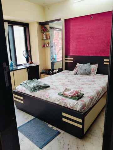 Bedroom in 2 BHK Apartment at Prabhadevi – for Rent