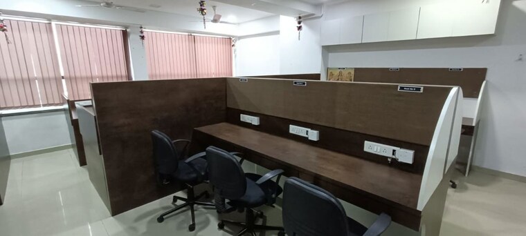 Team Area, ellis bridge Commercial Office Space 1200 Sq.Ft. In Ellis Bridge Ahmedabad 9924831