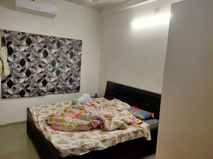 Bedroom in 1 BHK Villa at Jivraj Park – for Rent