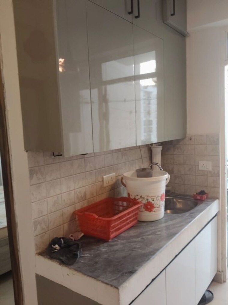 Bathroom, suncity-avenue-76 2 Bedroom 635 Sq.Ft. Apartment In Sector 76 Gurgaon 9924844