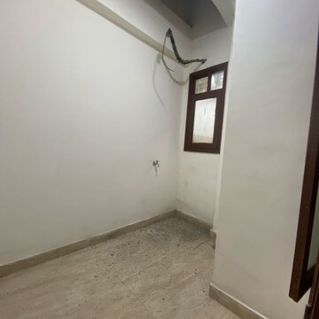 Room in 1 BHK Builder Floor at Chattarpur – for Rent