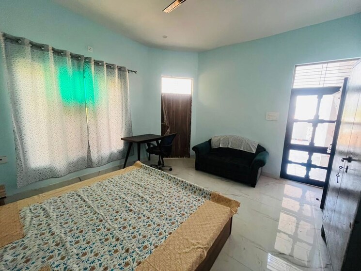 Bedroom, kriti-cghs 1 Bedroom 900 Sq.Ft. Builder Floor In Sector 21c Faridabad 9924876