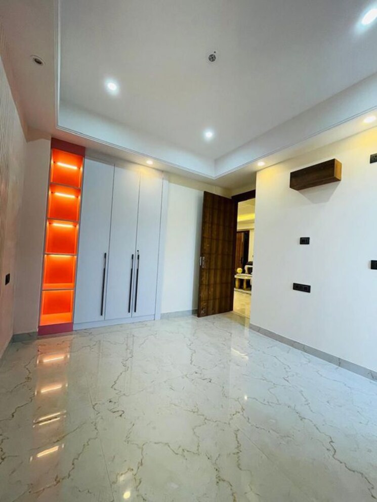 undefined, bptp-floors 4 Bedroom 2550 Sq.Ft. Apartment In Sector 70 Gurgaon 9924882