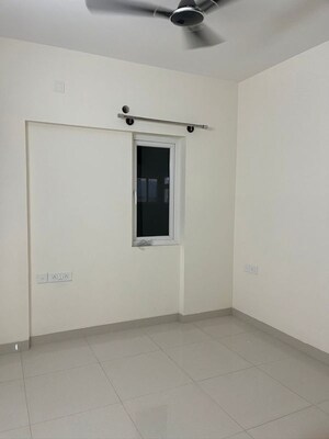 Room in 3 BHK Apartment at Brigade Orchards Juniper, Devanahalli – for Rent