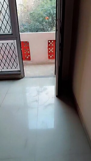 Room in 3 BHK Builder Floor at Dilshad Colony – for Sale