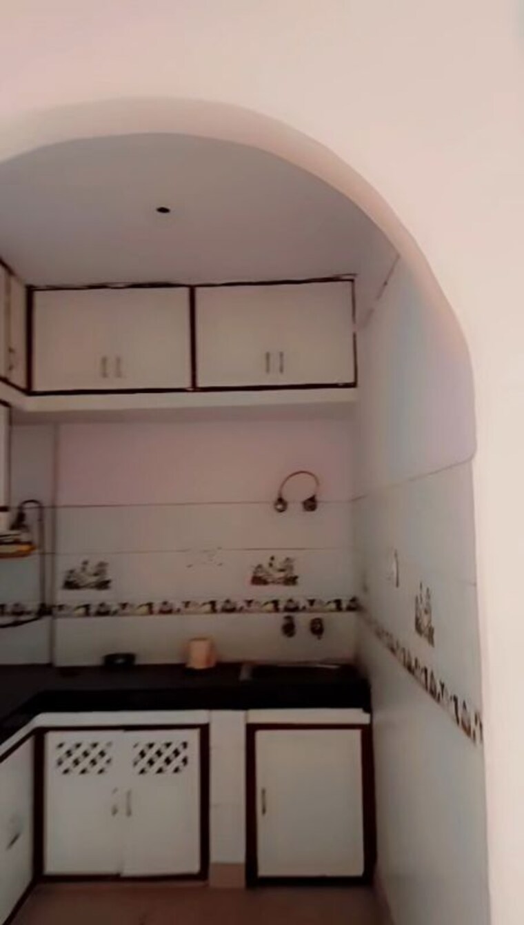 undefined, dilshad colony 3 Bedroom 1200 Sq.Ft. Builder Floor In Dilshad Colony Delhi 9924898