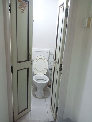 Master Bedroom in 1 BHK Apartment at Karve Nagar – for Rent