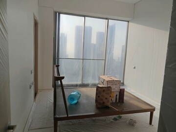 Room in 4 BHK Apartment at Rustomjee Crown, Prabhadevi – for Rent