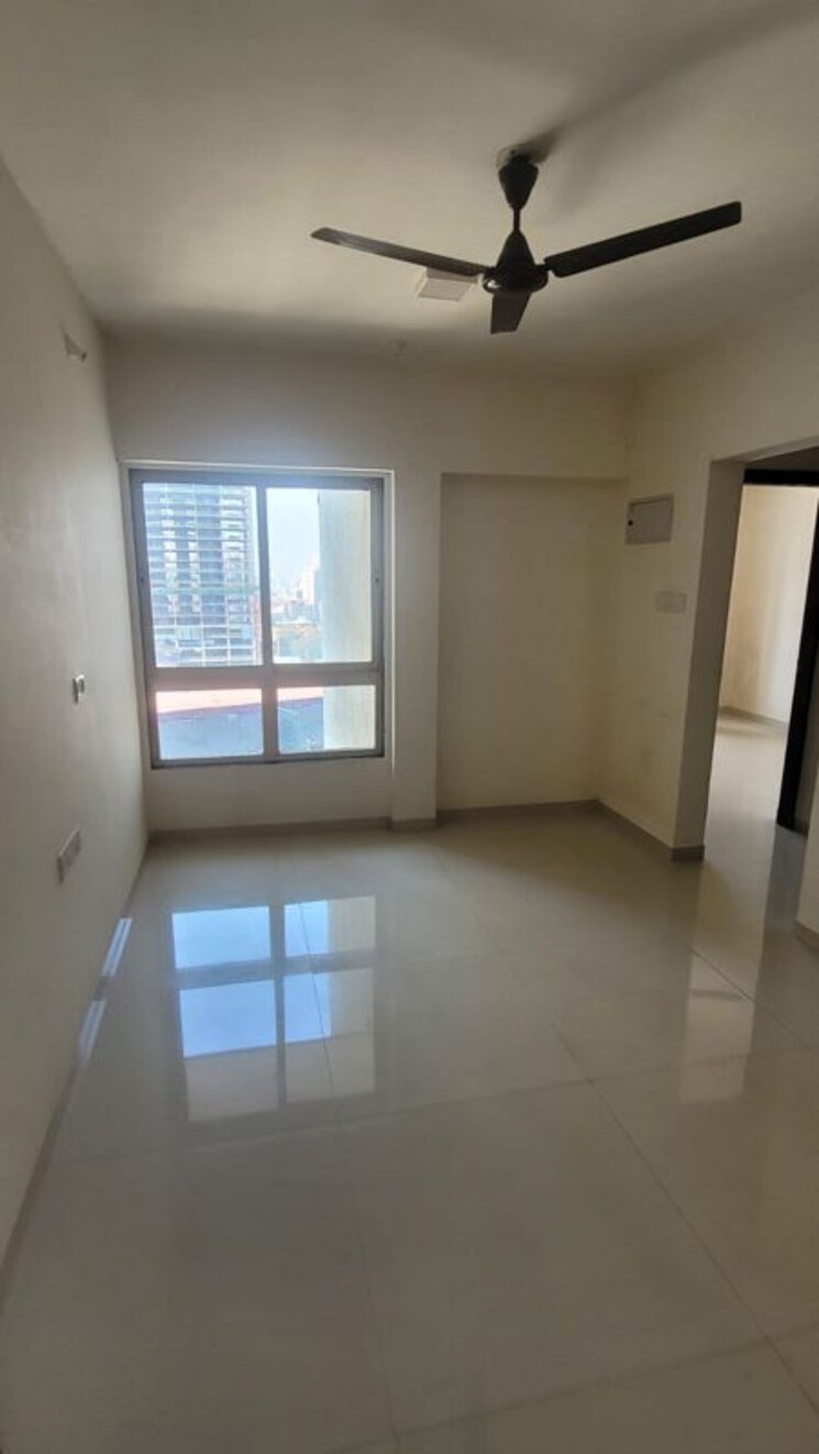 Room, shapoorji-pallonji-bkc-28 2 Bedroom 640 Sq.Ft. Apartment In Bandra East Mumbai 9924975