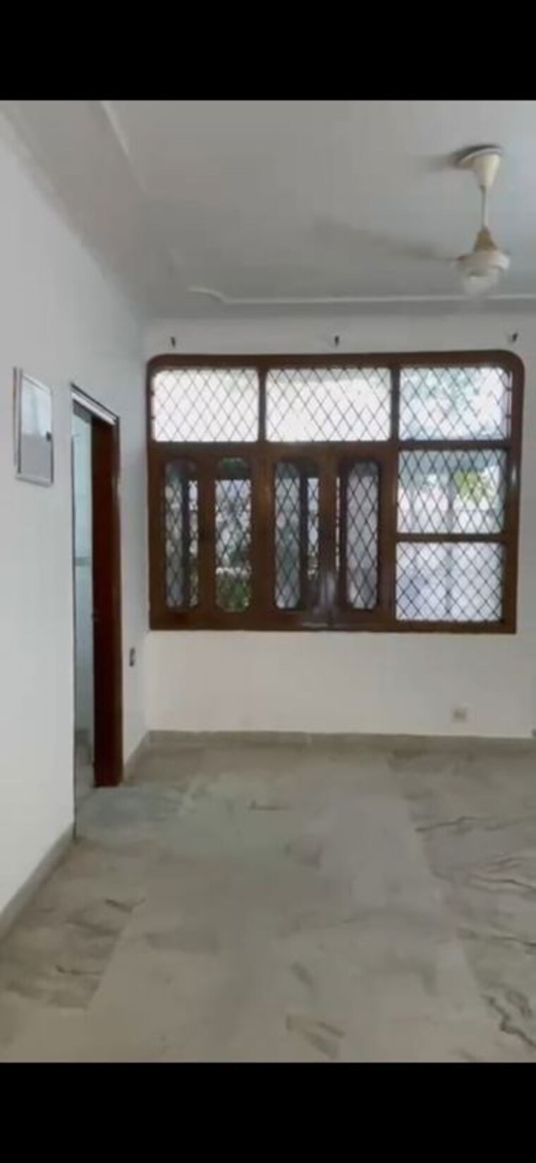 Floor Plan, pamposh enclave Commercial Office Space 3000 Sq.Ft. In Pamposh Enclave Delhi 9924997