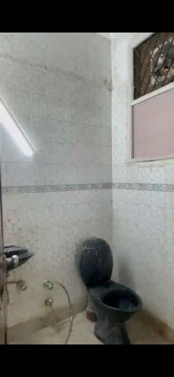 Office Space For Sale in Pamposh Enclave