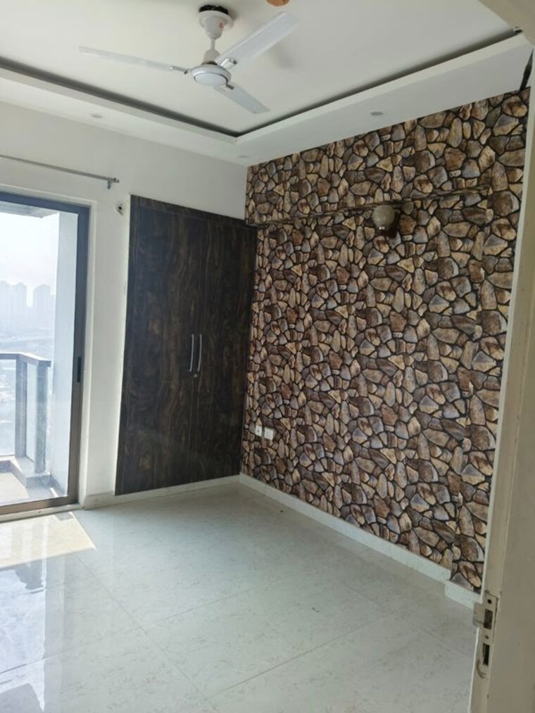 Room, paras-dews 3.5 Bedroom 2100 Sq.Ft. Apartment In Sector 106 Gurgaon 9924961