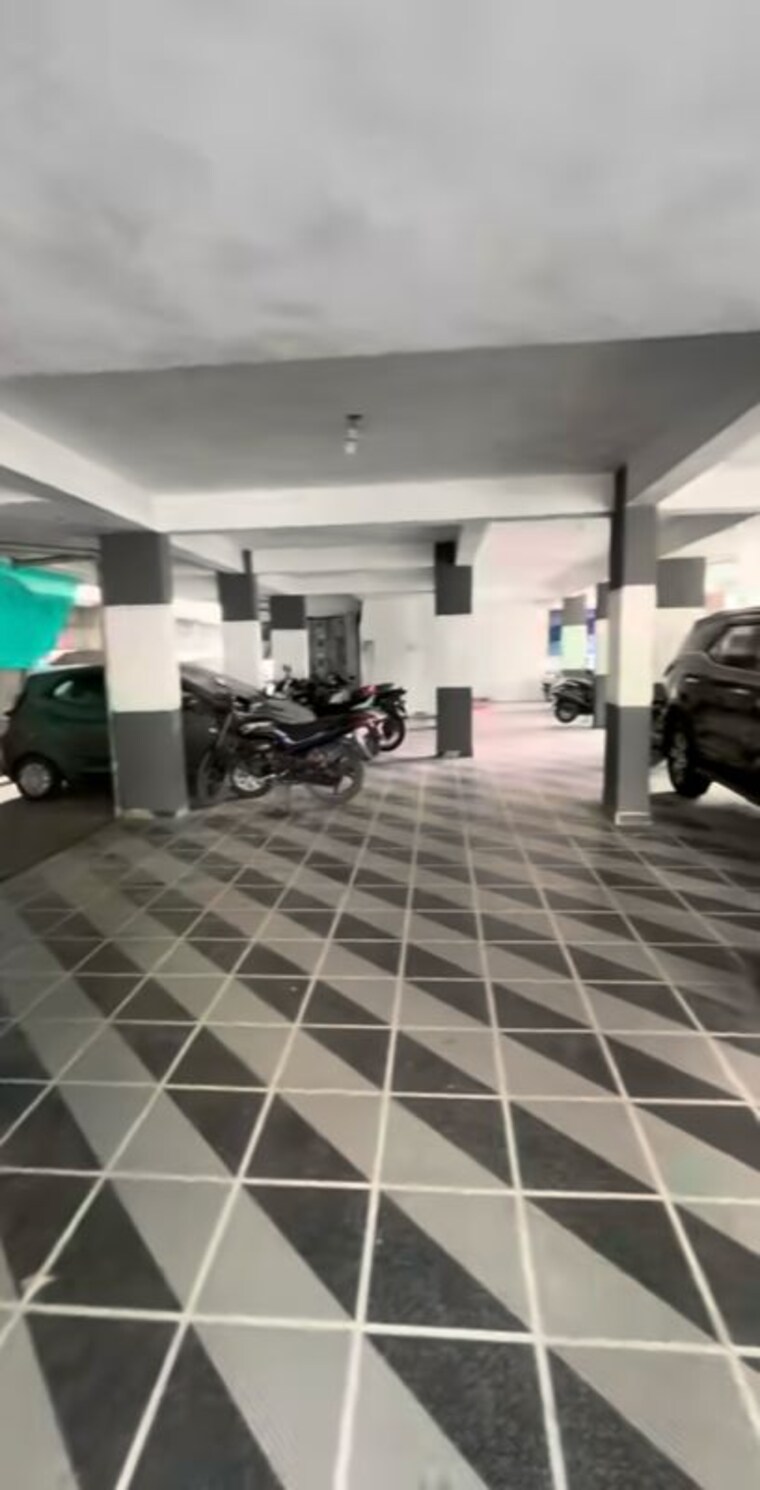  Parking, dewas naka panchvati 2 Bedroom 800 Sq.Ft. Apartment In Dewas Naka Panchvati Indore 9925040