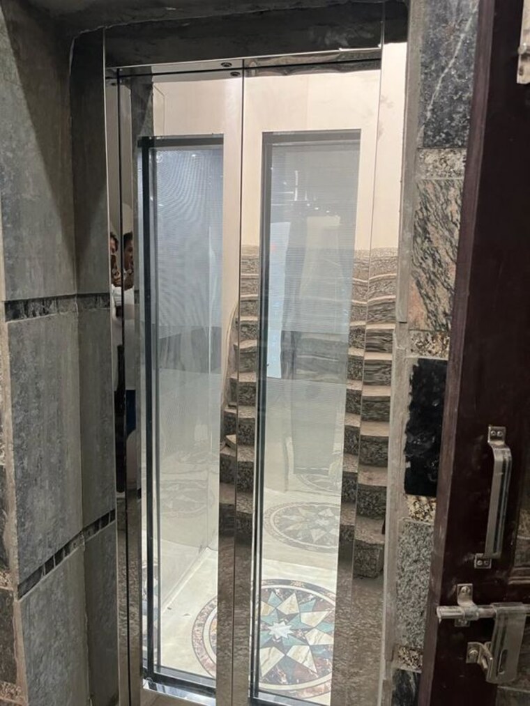 undefined, bptp-district-3 4 Bedroom 350 Sq.Yd. Builder Floor In Sector 85 Faridabad 9925055