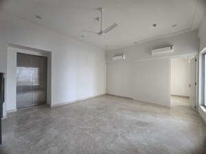 3 BHK Apartment For Sale in Indiabulls Sky Forest, Lower Parel