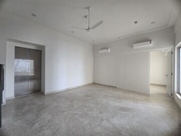 3 BHK Apartment For Sale in Indiabulls Sky Forest, Lower Parel