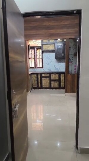 Furnished Amenities in 2 BHK Builder Floor at Shalimar Garden Extension ii – for Sale