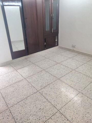 Room in 3 BHK Apartment at Uday Park – for Rent