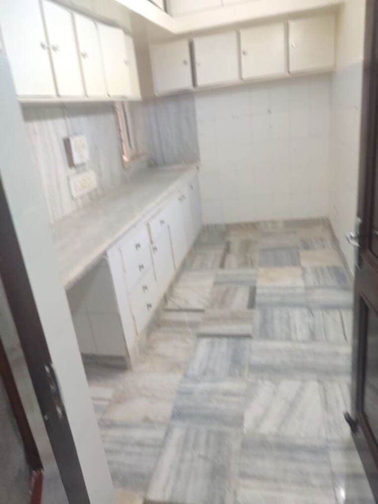 Kitchen, uday park 3 Bedroom 217 Sq.Yd. Apartment In Uday Park Delhi 9925082