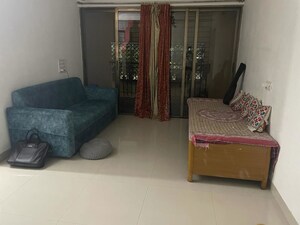 2 BHK Apartment For Rent in Sadguru Complex I, Goregaon East
