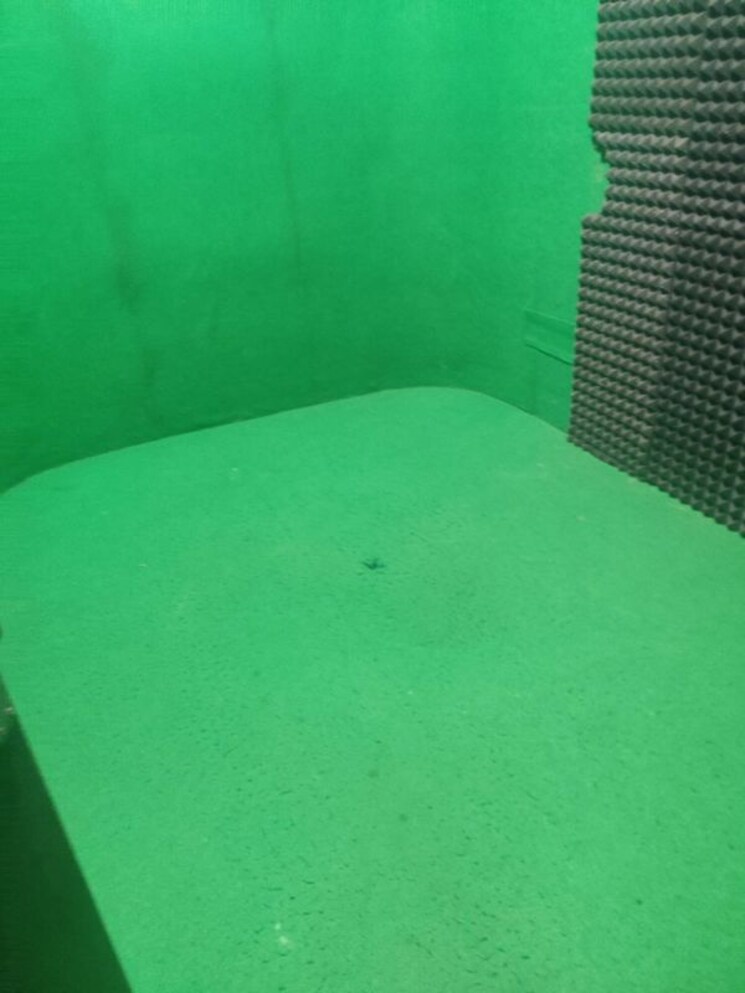 Team Area, hauz khas market Commercial Office Space 1400 Sq.Ft. In Hauz Khas Market Delhi 9925168