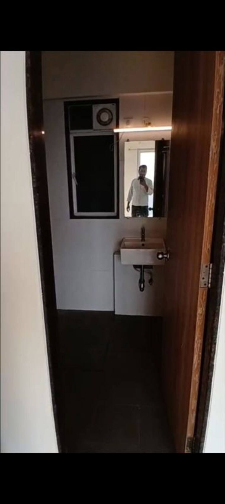 Bathroom, riddhi-garden 1 Bedroom 525 Sq.Ft. Apartment In Malad East Mumbai 9925169