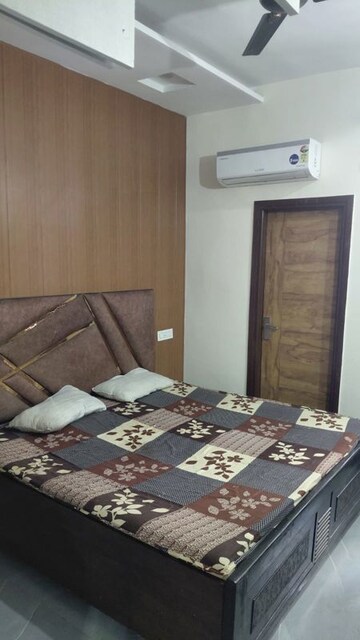 Bedroom in 2 BHK Apartment at Dhakoli – for Rent