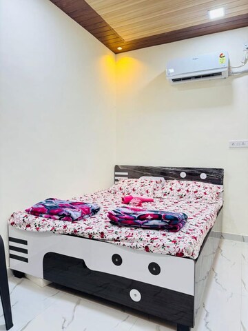 Bedroom in 4 BHK Villa at Karjat – for Rent