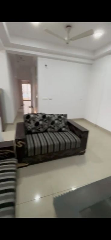 3 BHK + Pooja Room Apartment For Sale in Ajnara Le Garden