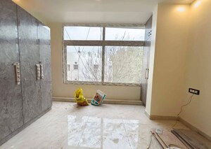 Room in 3 BHK Builder Floor at Saket – for Rent