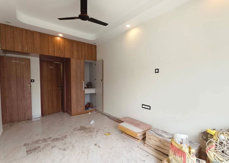 Room, saket 3 Bedroom 2000 Sq.Ft. Builder Floor In Saket Delhi 9925425