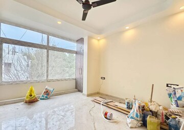 Bedroom in 3 BHK Builder Floor at Saket – for Rent