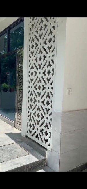 Bathroom in 3 BHK Villa at Panchsheel Greens, Sector 16 Greater Noida – for Sale