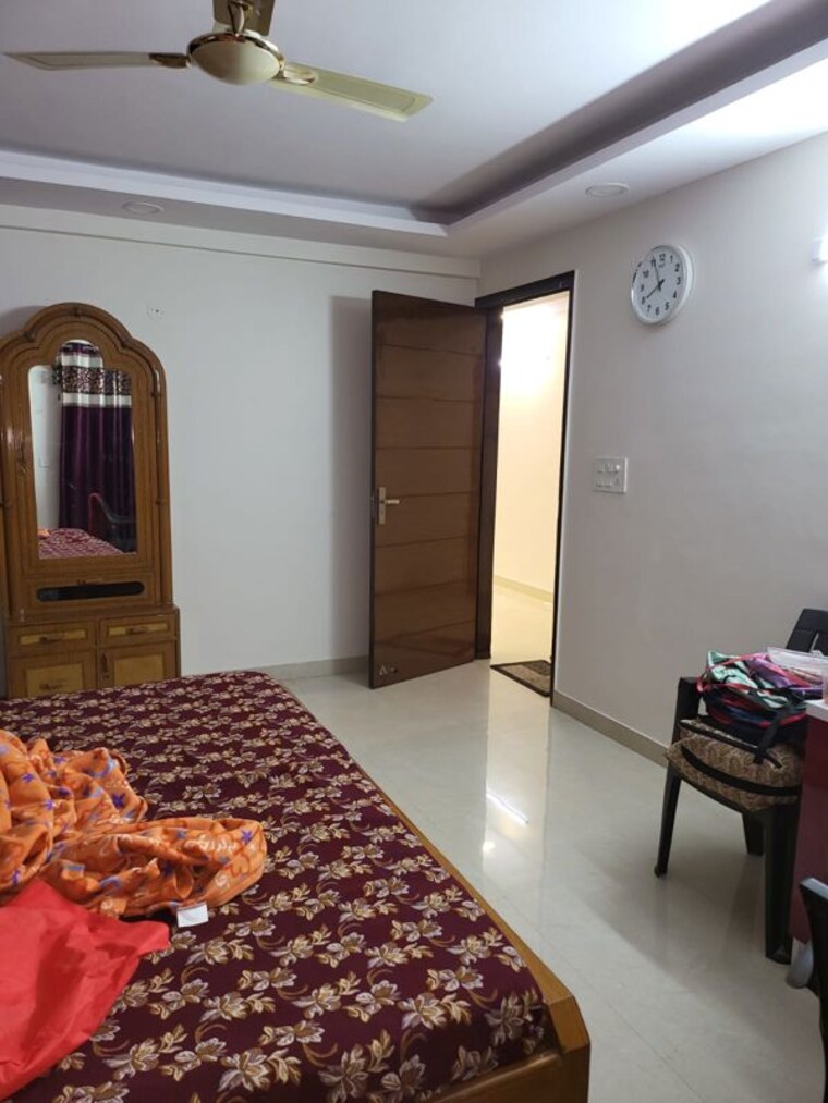 Bedroom, sector 85 3 Bedroom 350 Sq.Yd. Builder Floor In Sector 85 Faridabad 9925214