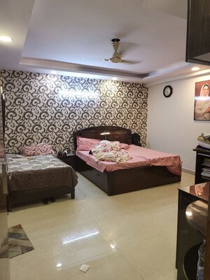 Living Room in 3 BHK Builder Floor at Sector 85 – for Sale