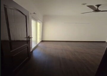 Room in 2 BHK Apartment at Trident Embassy, Sector 1 Greater Noida – for Sale