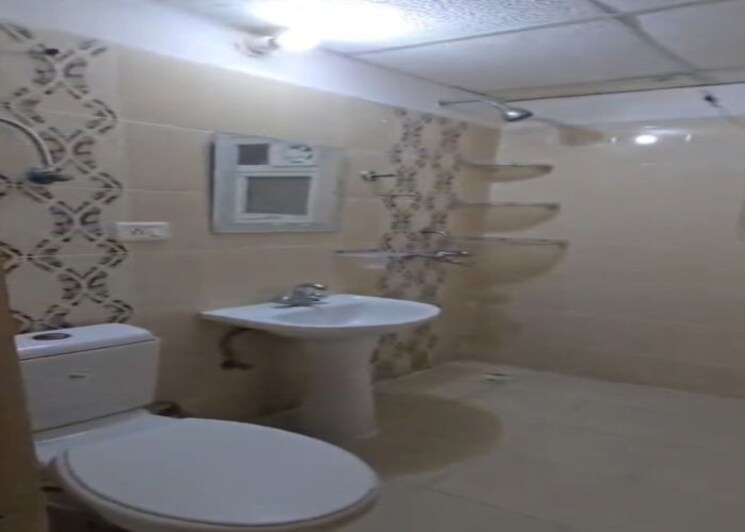 Bathroom, trident-embassy 2 Bedroom 990 Sq.Ft. Apartment In Sector 1 Greater Noida Greater Noida 9925325