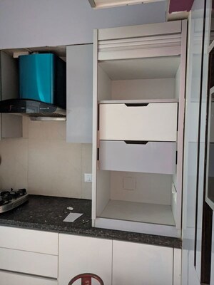 Furnished Amenities in 3 BHK Apartment at Microtek Greenburg, Sector 86 – for Rent