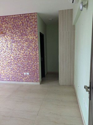 Room in 3 BHK Apartment at Microtek Greenburg, Sector 86 – for Rent