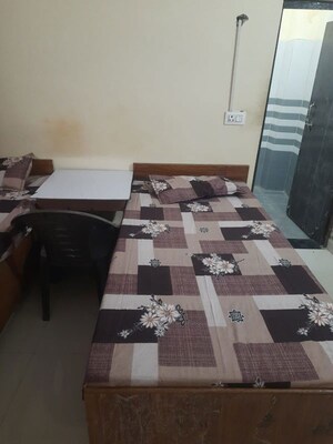 Team Area in  Pg at Sector 58 – for Rent