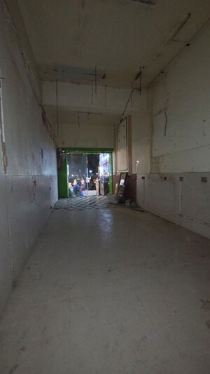 Parking in  Shop at Lokhandwala Complex – for Rent