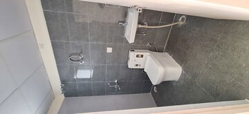 Bathroom in 2.5 BHK Apartment at GLS Avenue 81, Sector 81 – for Rent