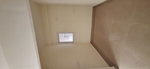 Room in 2.5 BHK Apartment at GLS Avenue 81, Sector 81 – for Rent