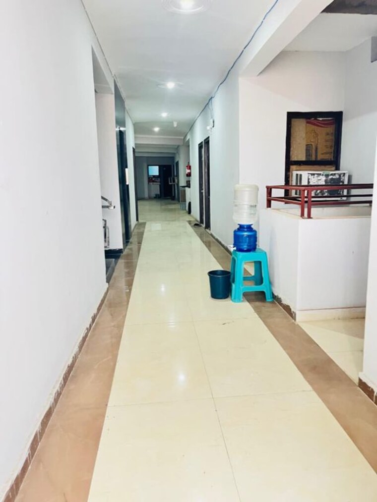 undefined, sector 66 Pg For Boys & Girls In Sector 66 9925848