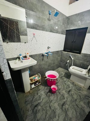 Team Area in  Pg at Sector 66 – for Rent