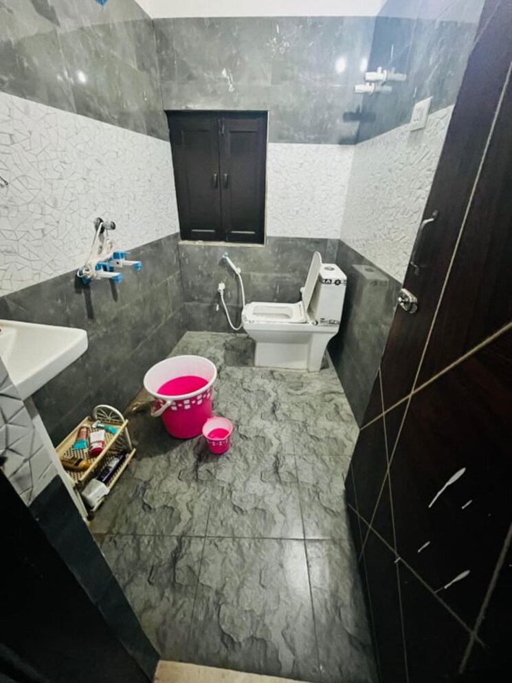 Team Area, sector 66 Pg For Boys & Girls In Sector 66 9925848