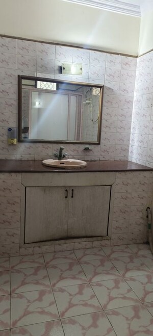 Bathroom in  Pg at Sector 31 – for Rent