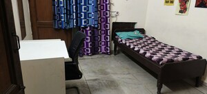 Bedroom in  Pg at Sector 31 – for Rent