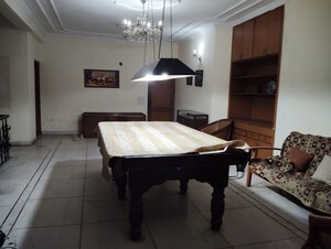 Team Area in  Pg at Sector 31 – for Rent